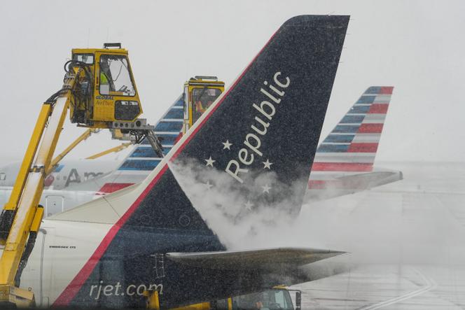 A l’aéroport d’Indianapolis (Indiana, Etats-Unis), le 10 novembre 2025.