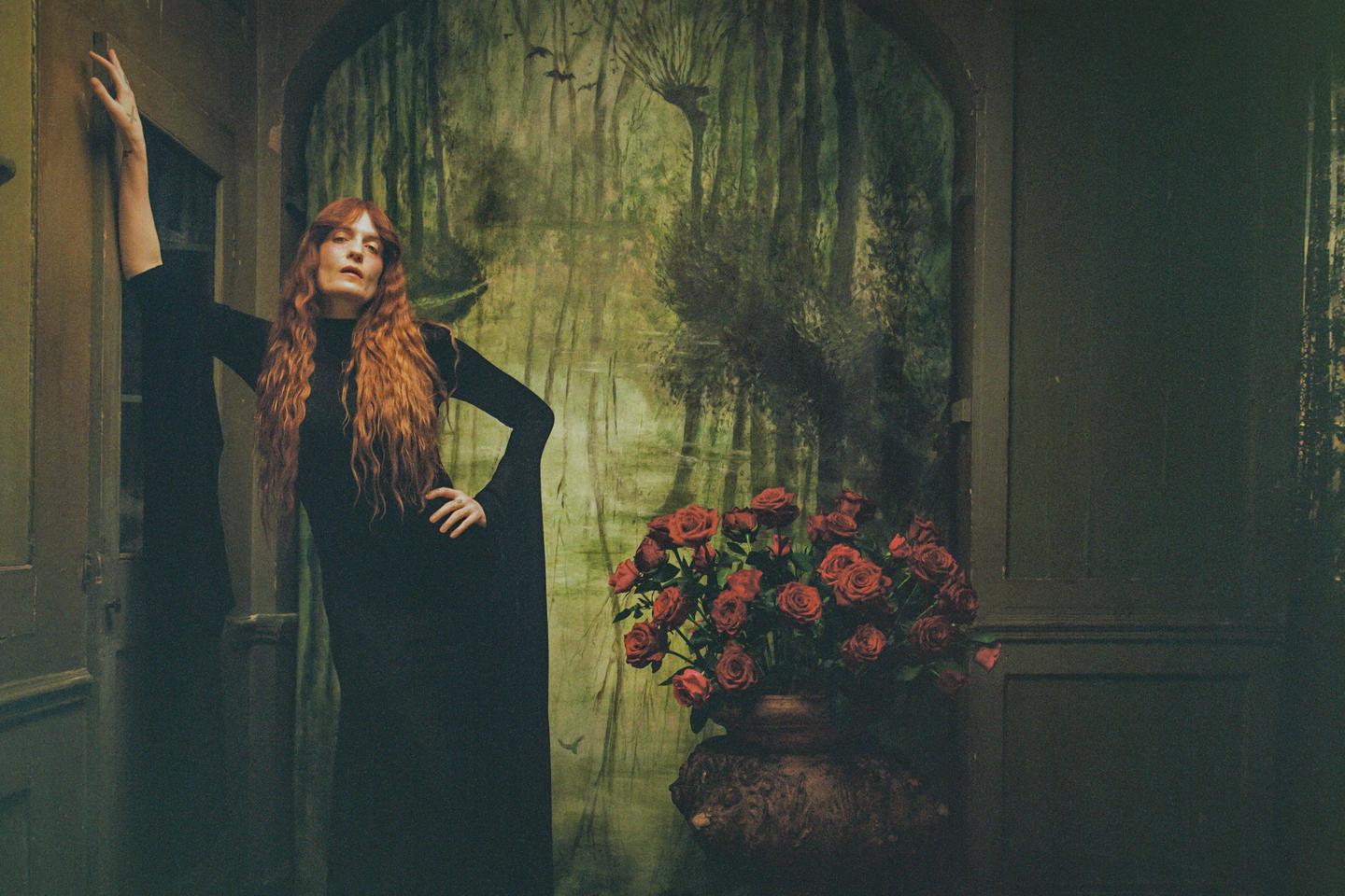 « Everybody Scream », de Florence and the Machine, à la vie à la mort
