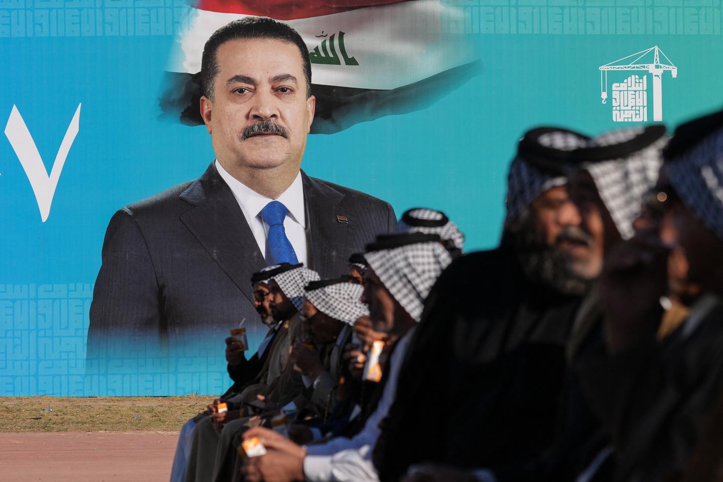 En Irak, le premier ministre sortant revendique la victoire aux législatives sans majorité assurée En Irak, le premier ministre sortant revendique la victoire aux législatives sans majorité assurée