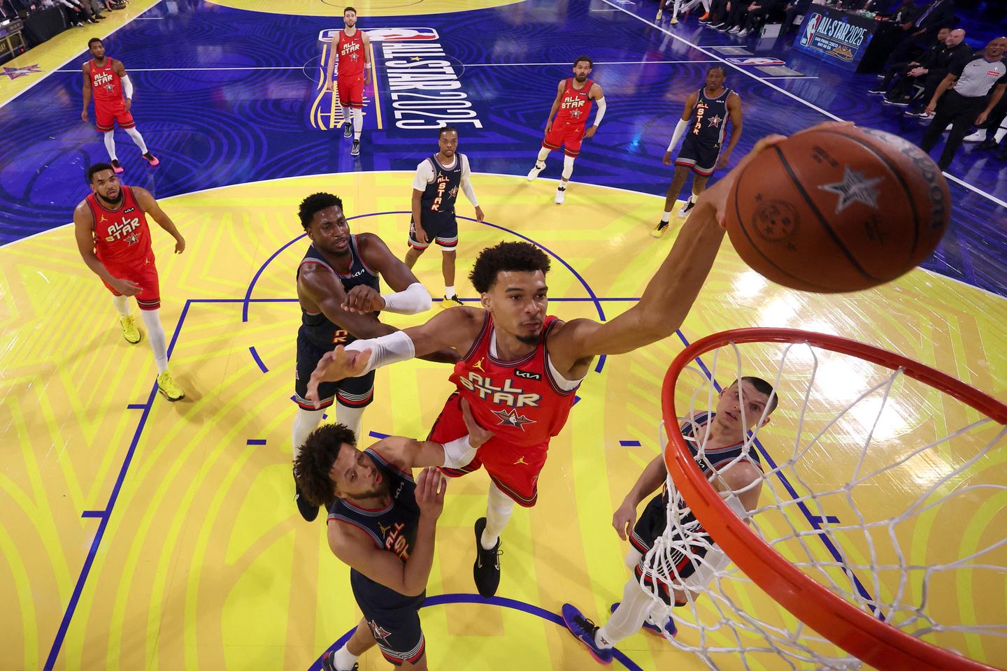 La NBA réinvente son All-Star Game en opposant les Etats-Unis et le reste du monde