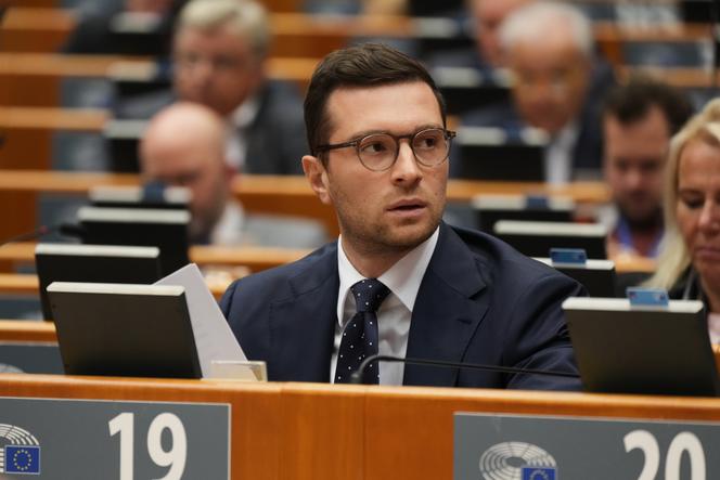 Jordan Bardella au Parlement européen, à Bruxelles, en Belgique, le mercredi 12 novembre 2025.