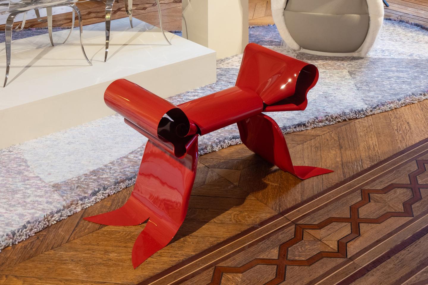 Cinq objets de curiositÃ© vus au salon Design Miami Paris