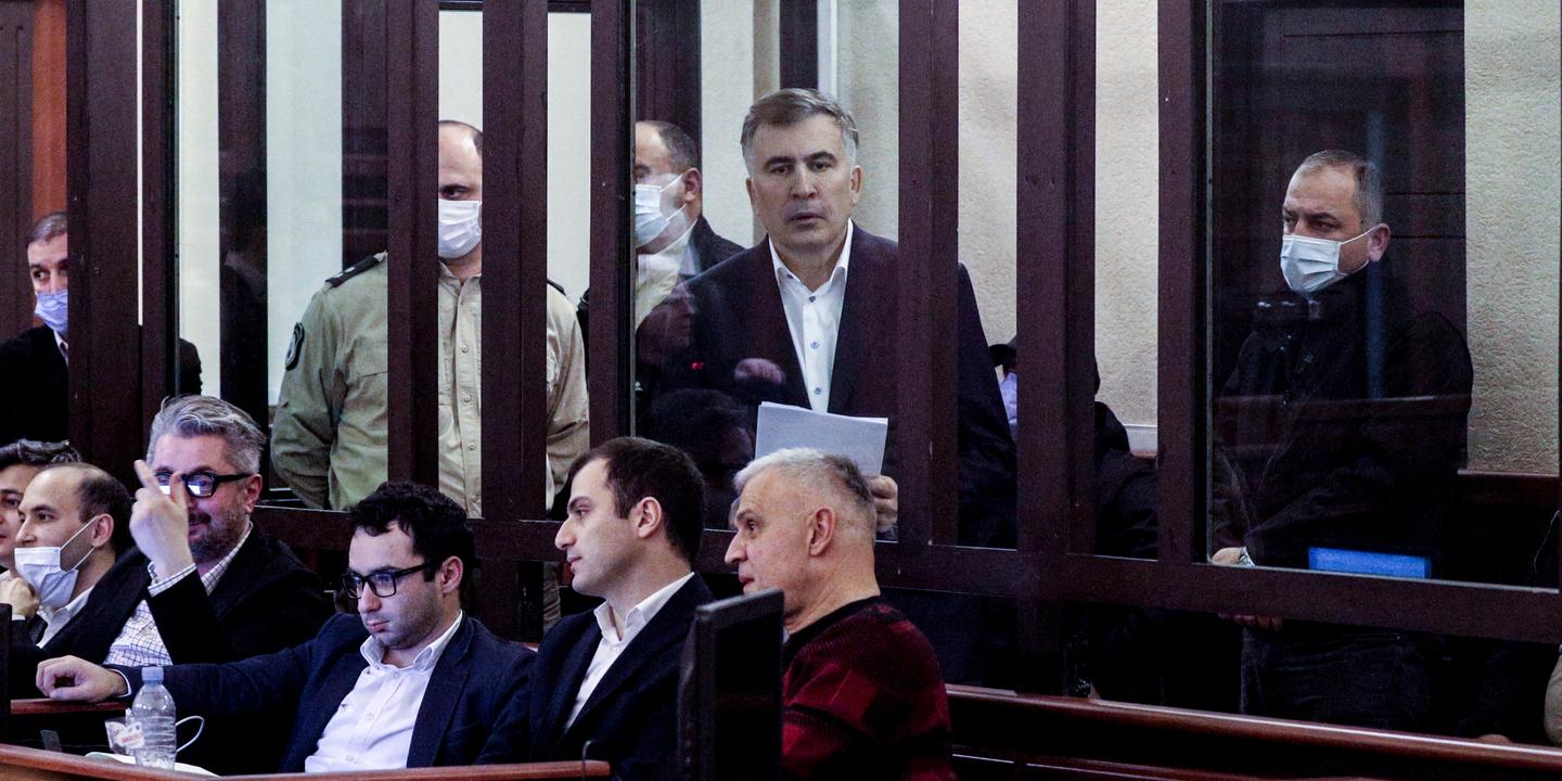 EN DIRECT, guerre en Ukraine : l’ex-président géorgien Mikheïl Saakachvili demande à Kiev de l’inclure dans un échange de prisonniers avec la Russie