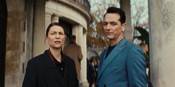 Claire Danes (Aggie Wiggs) et Matthew Rhys (Nile Jarvis) dans la minisérie « The Beast in Me », créée par Gabe Rotter.