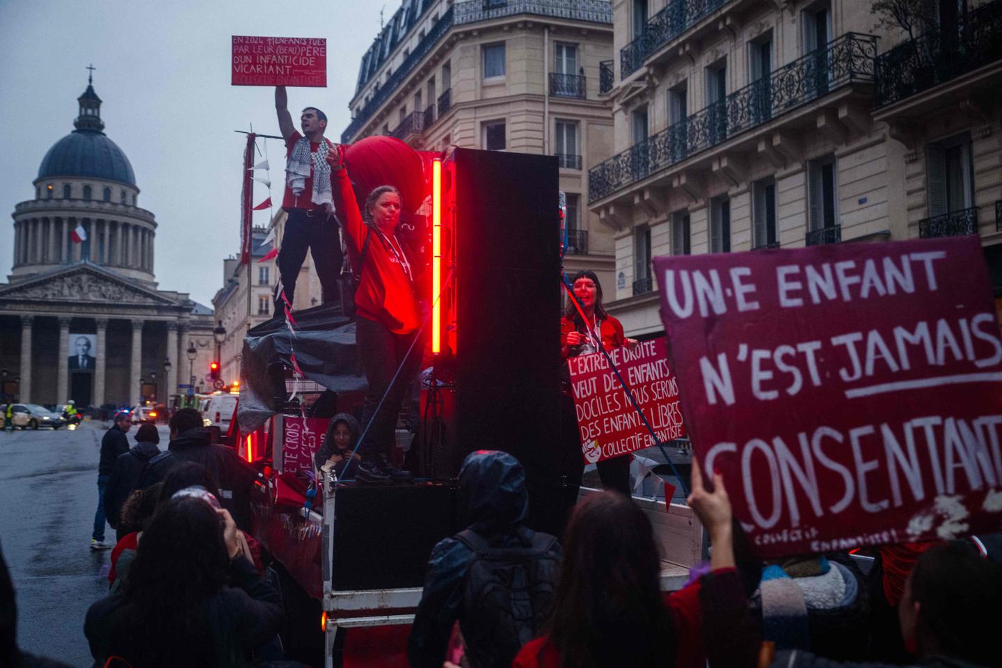 En France, plus de 600 nourrissons victimes de violences sexuelles en 2024, selon un rapport