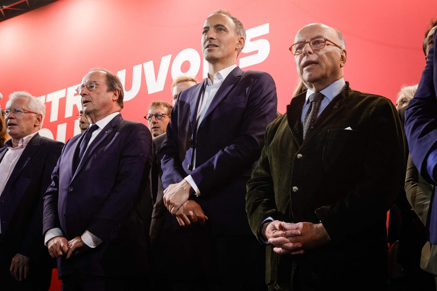 Raphaël Glucksmann et Bernard Cazeneuve s’affichent pour rassembler la social-démocratie en vue de 2027 Raphaël Glucksmann et Bernard Cazeneuve s’affichent pour rassembler la social-démocratie en vue de 2027