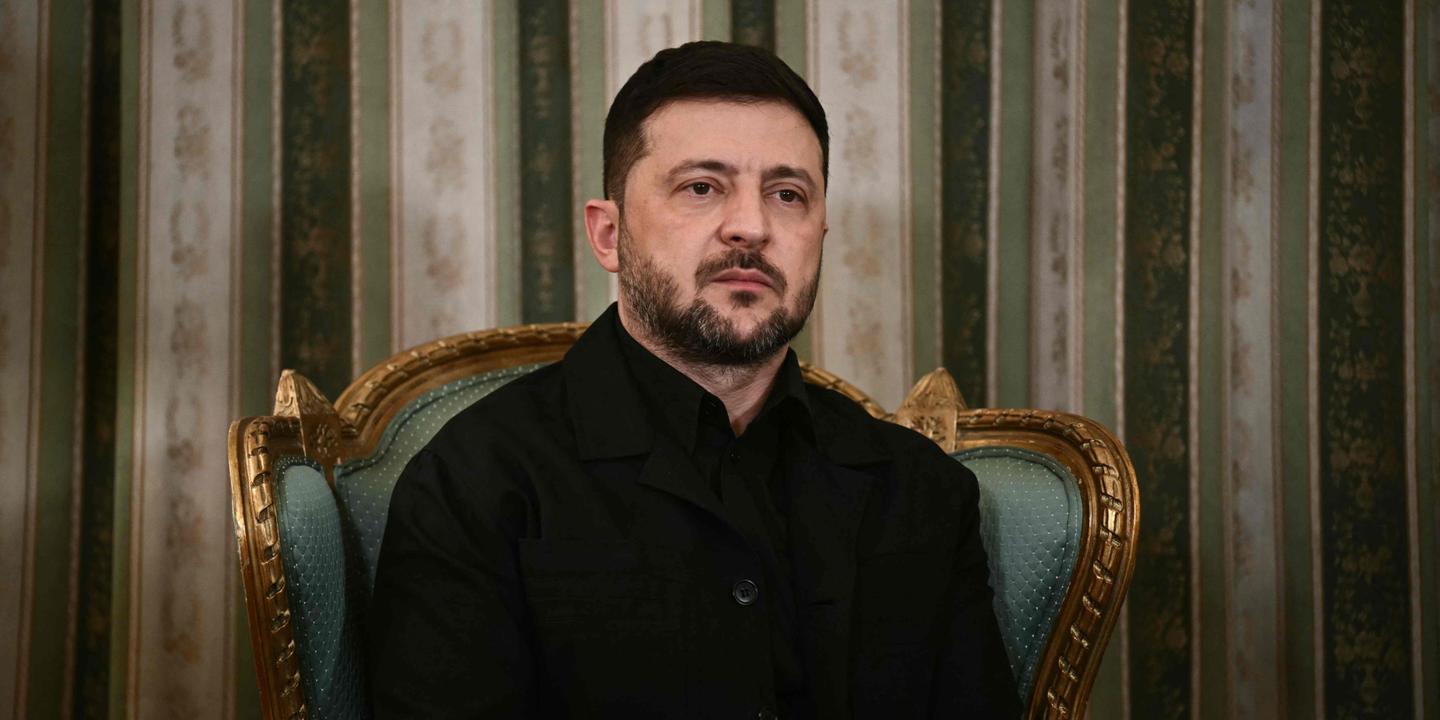 Guerre en Ukraine : fragilisé par un scandale de corruption et par l’avancée russe, Volodymyr Zelensky cherche du soutien auprès de ses alliés