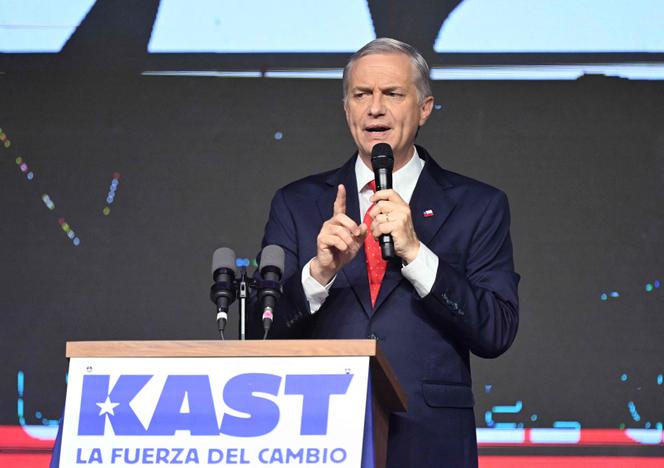 Le candidat à la présidence chilienne, José Antonio Kast, du Parti républicain, à Santiago, le 16 novembre 2025.