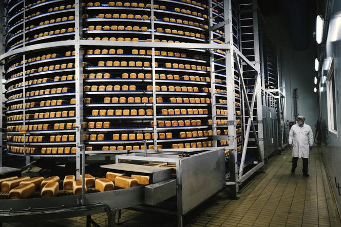 Dans une usine de pain industriel, à Saint-Vulbas (Ain), le 18 janvier 2024. 