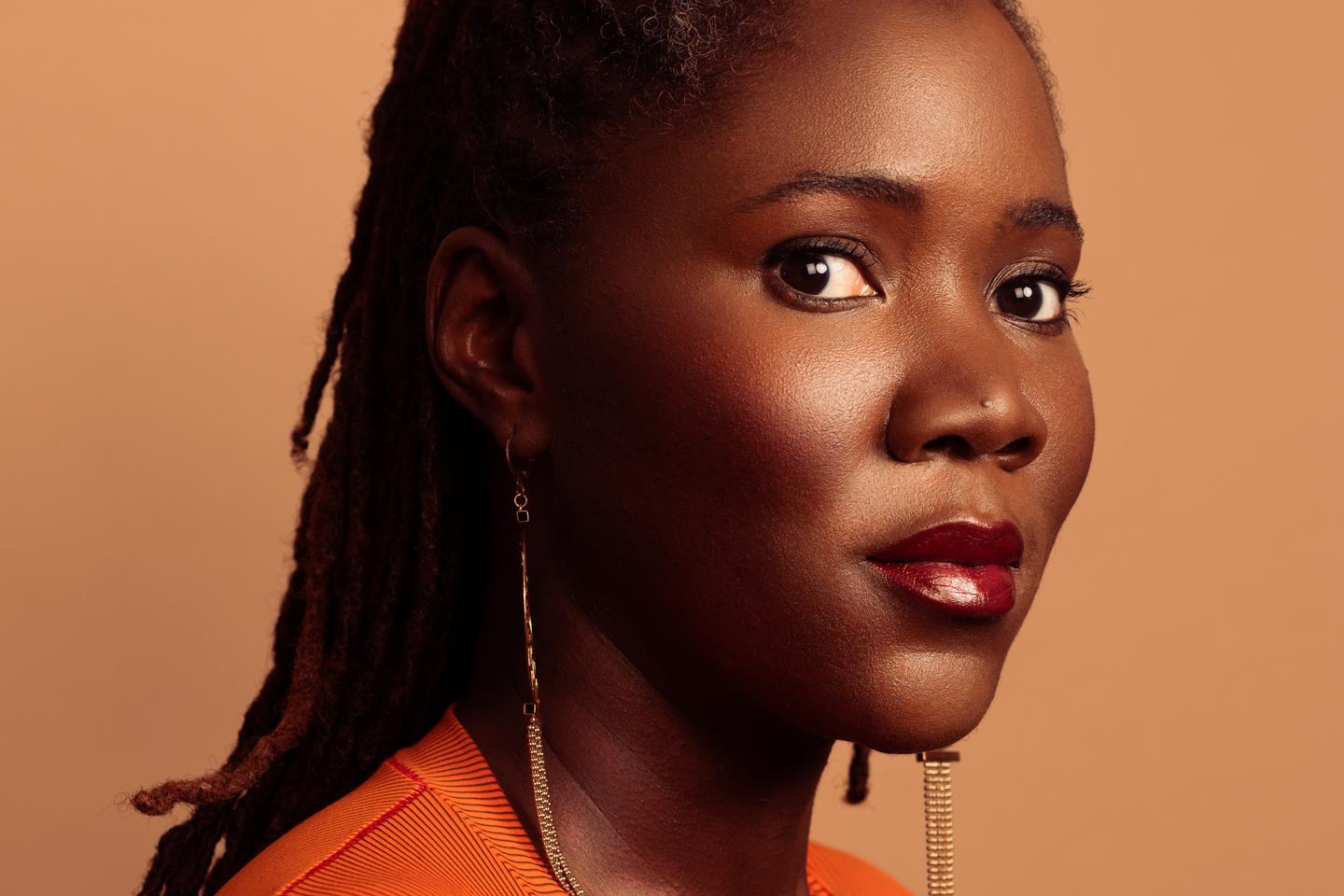 La cinéaste Alice Diop, à propos du « Voyage de la Vénus noire » : « L’idée de jouer me terrorise mais si je suis là, ce n’est pas par hasard »