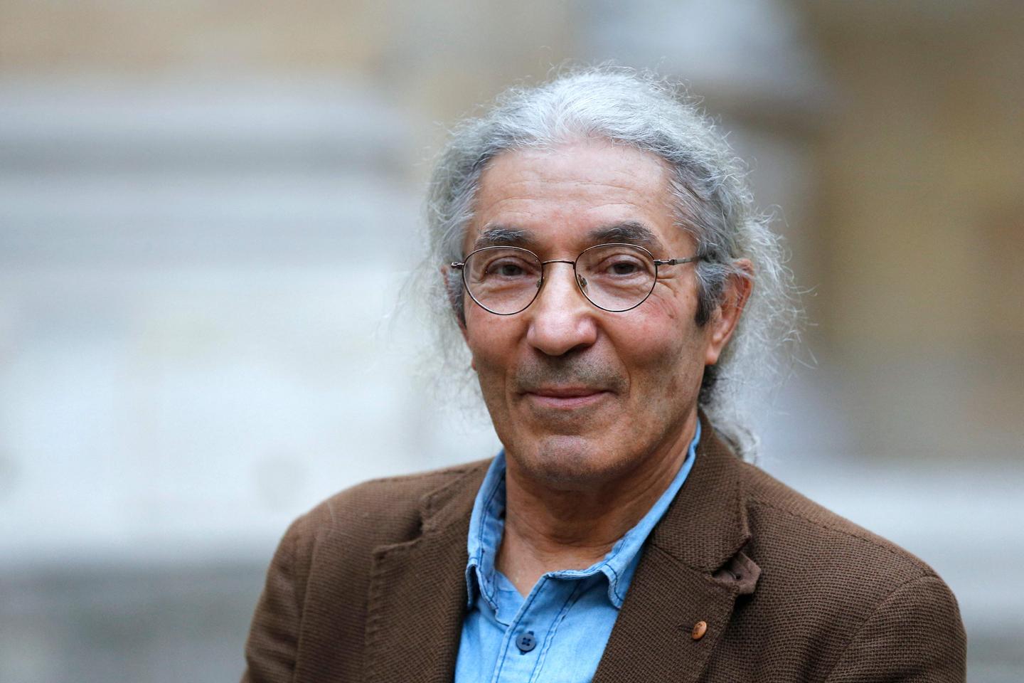 Boualem Sansal, de retour à Paris, reçu dans la discrétion à l’Elysée