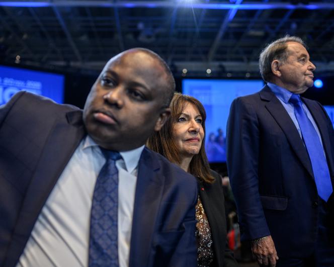 La mairie socialiste de Paris, Anne Hidalgo, lors du congrès des maires, à Paris, le 18 novembre 2025. 