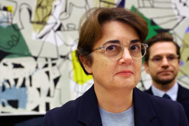 Laurence des Cars, então presidente do Louvre, perante a comissão de assuntos culturais e educação, na Assembleia Nacional, 19 de novembro de 2025.