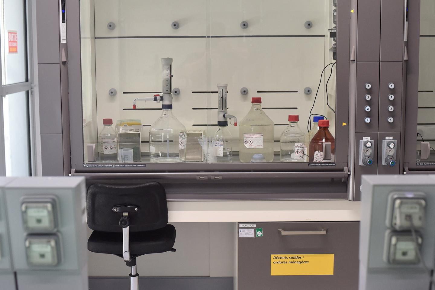 PesticidesÂ : le commissaire europÃ©en Ã  la santÃ© propose de dÃ©livrer des...