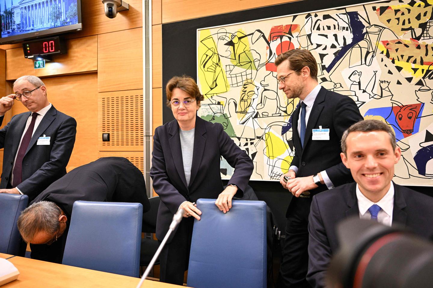 Vol au Louvre : face aux députés, Laurence des Cars justifie sa politique et annonce des mesures de sécurité