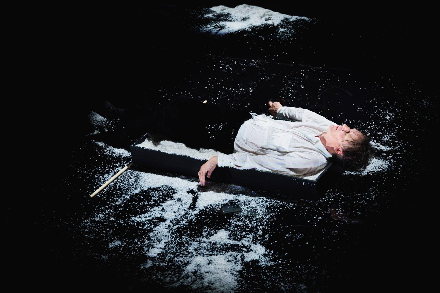 Au ThÃ©Ã¢tre de lâ€™AthÃ©nÃ©e, un Â«Â Voyage dâ€™hiverÂ Â» sobrement...