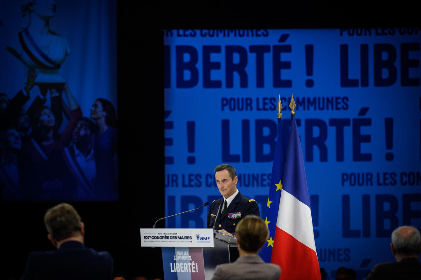 « Accepter de perdre nos enfants » : polémique après les propos du chef d’état-major