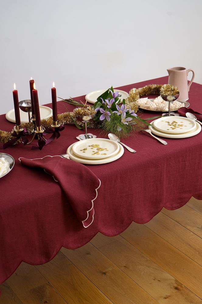 Nappe en lin festonnée, Tomète