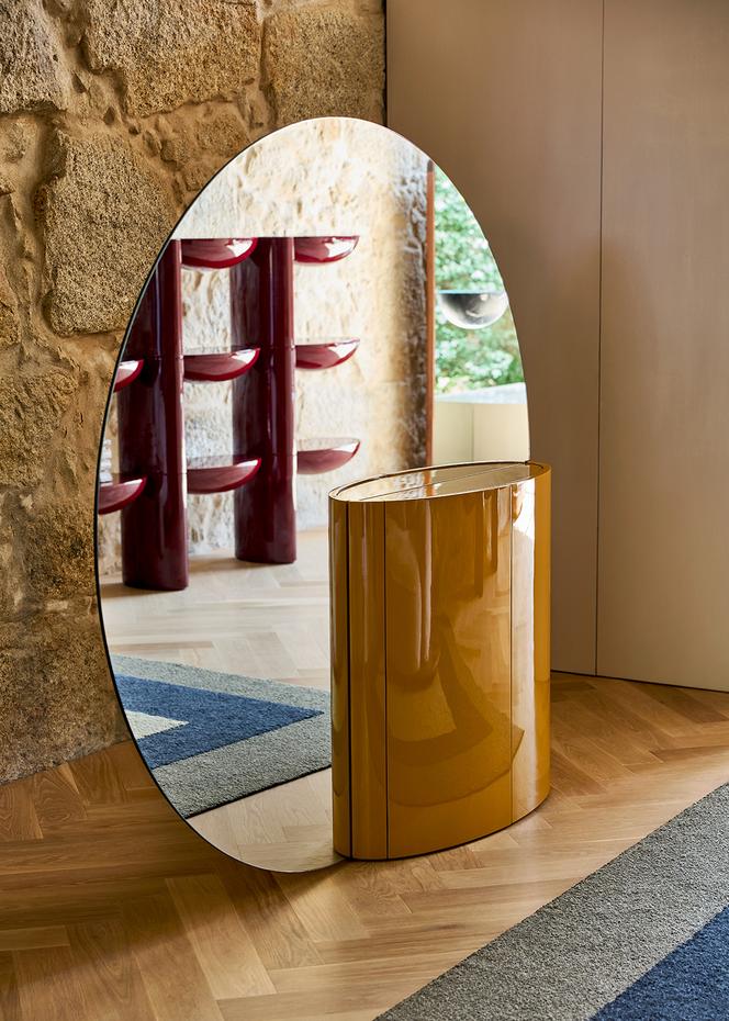 Miroir de la collection Tai, design Luca Nichetto pour De La Espada.