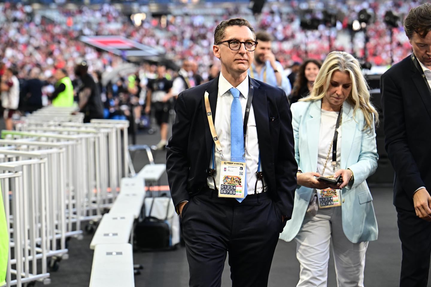 Canal+ conserve l’intégralité des droits TV des championnats européens de football