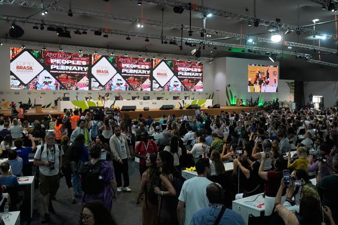 L’assemblée plénière de la COP30, à Belem, au Brésil, le 21 novembre 2025. 