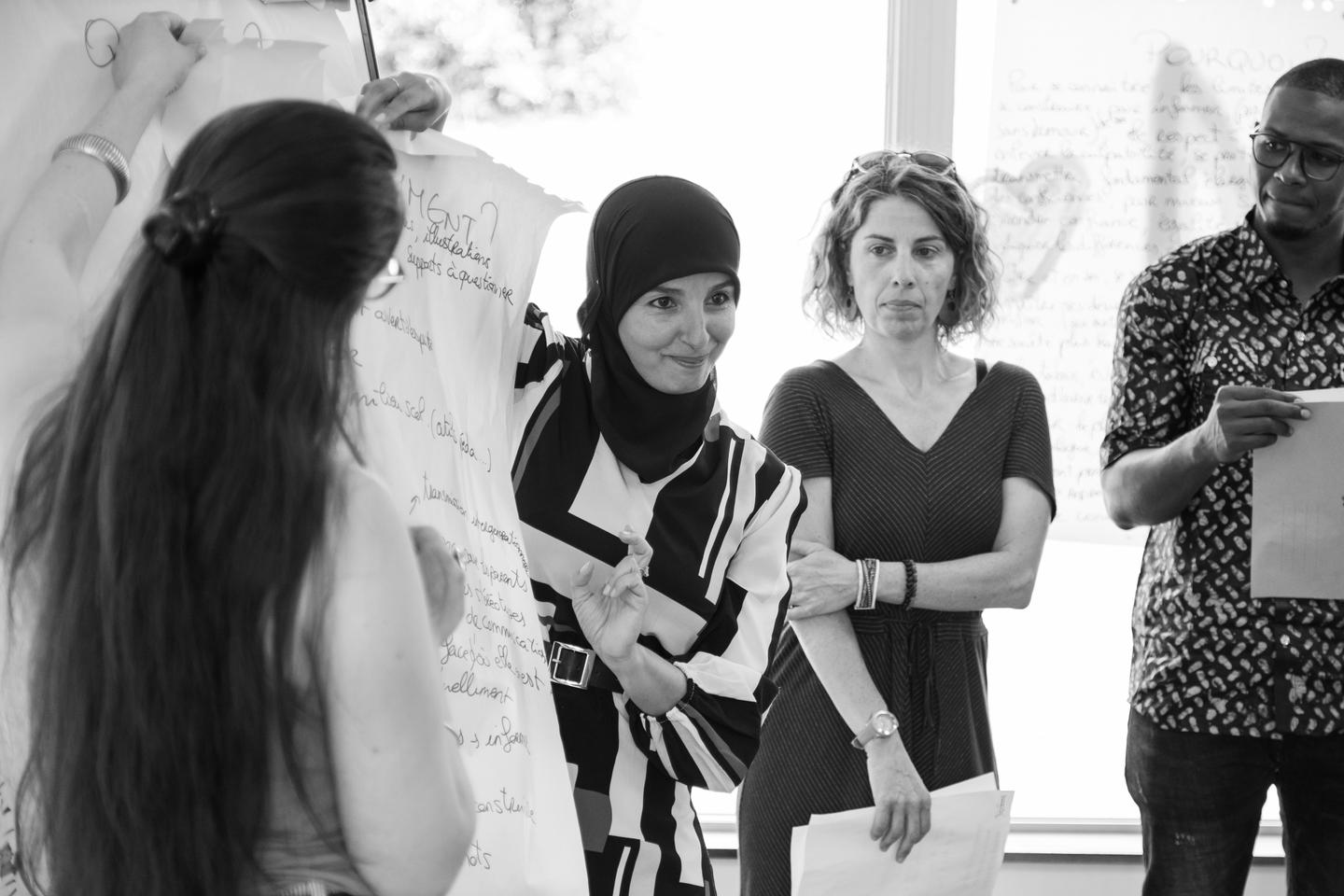 Â«Â Aidez-nous, on a du mal Ã  parler du corps avec nos enfantsÂ Â»Â : Ã ...