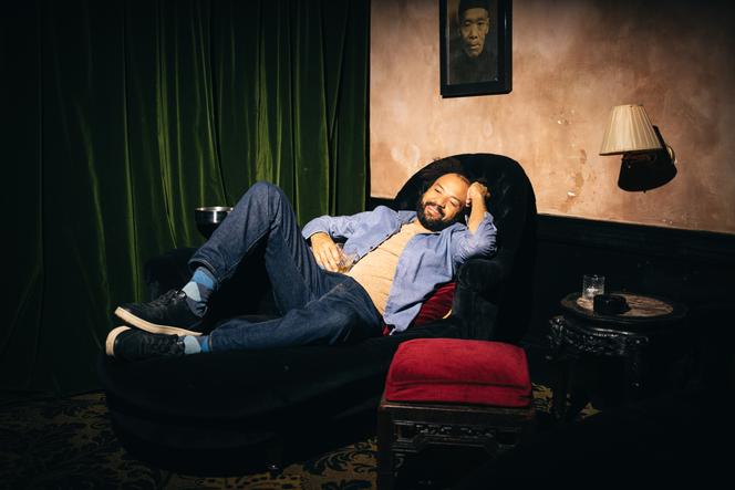 Fabrice Eboué, au restaurant Bambou, Paris 2ᵉ, le 10 novembre 2025.