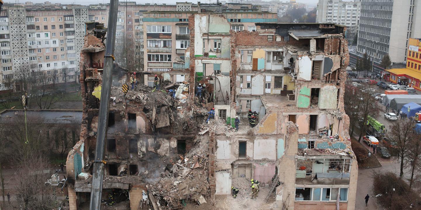 EN DIRECT, guerre en Ukraine : J. D. Vance dénonce le « fantasme » d’une victoire obtenue grâce à « plus d’argent, plus d’armes ou plus de sanctions » américaines