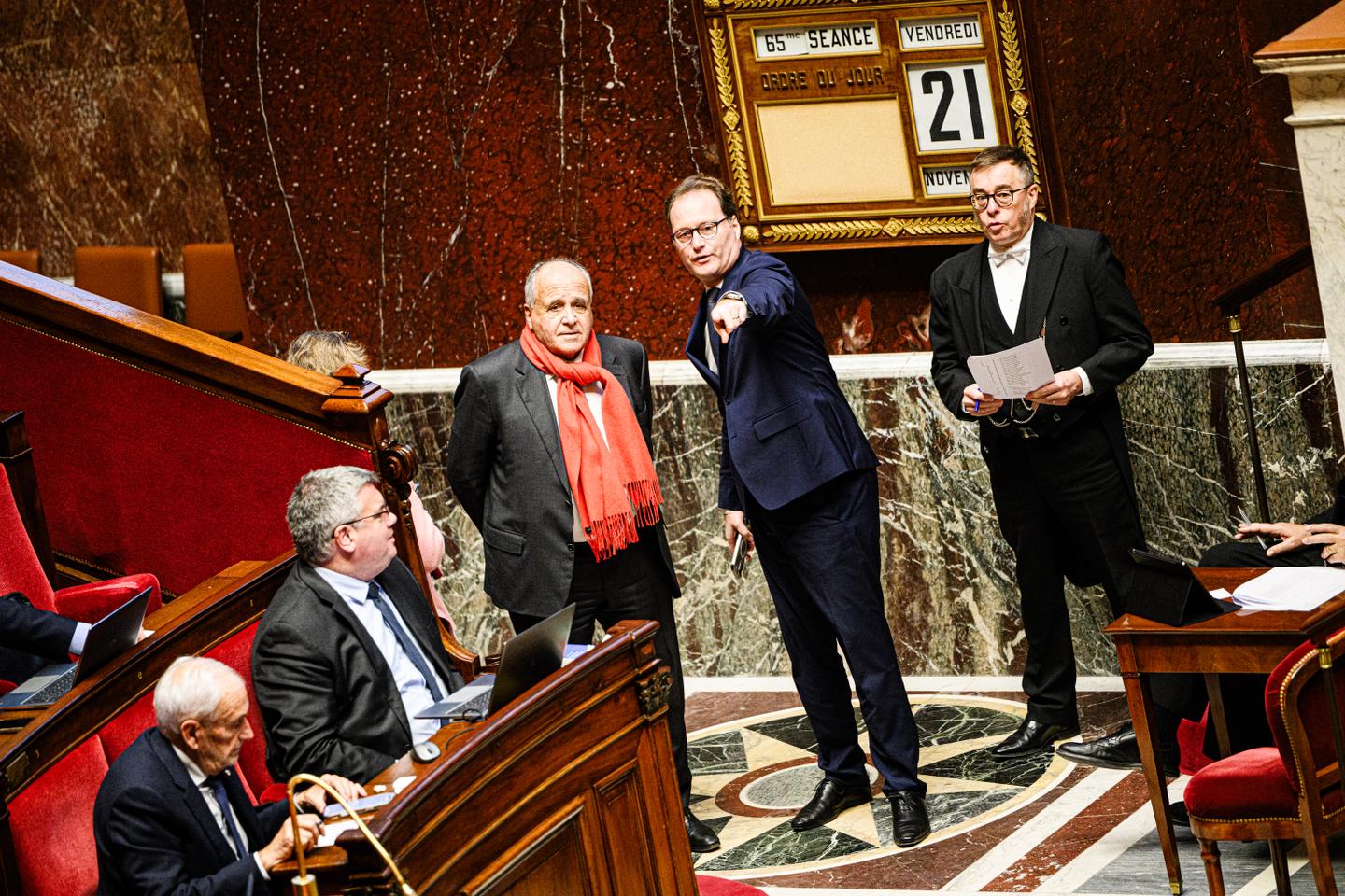 Des élus repartent à la charge pour encadrer davantage les opérateurs de l’Etat