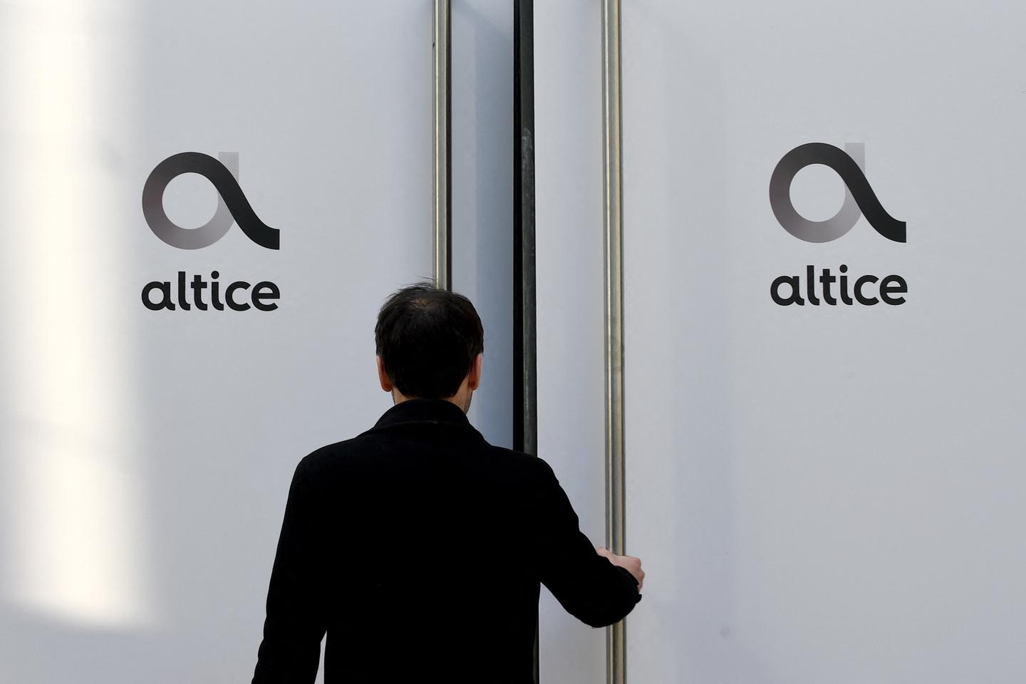 Patrick Drahi en passe de céder le géant des centres d’appels Intelcia