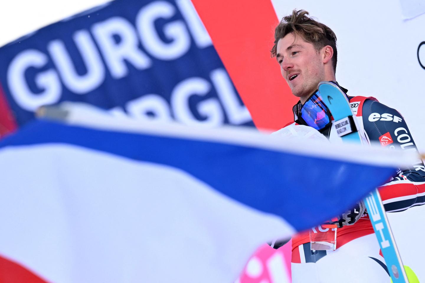 La grande surprise Paco Rassat, skieur français vainqueur inattendu de son premier slalom en Coupe du monde