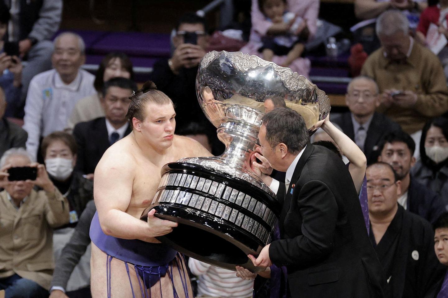 In Japan, the sumo ring remains inaccessible to women, even the prime minister
