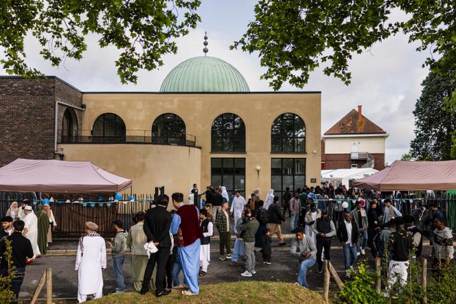 Eid al-Fitr celebration, at a mosque in Béthune (Pas-de-Calais), June 6, 2025.