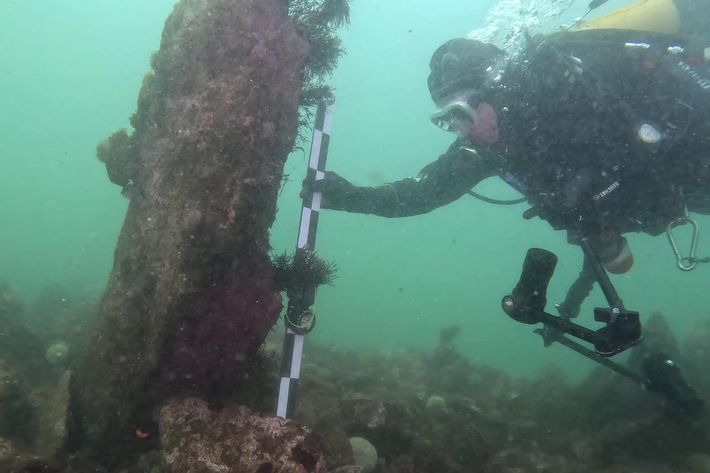 Un mur géant datant d’il y a 7 000 ans découvert sous 9 mètres d’eau au large de l’île de Sein Un mur géant datant d’il y a 7 000 ans découvert sous 9 mètres d’eau au large de l’île de Sein
