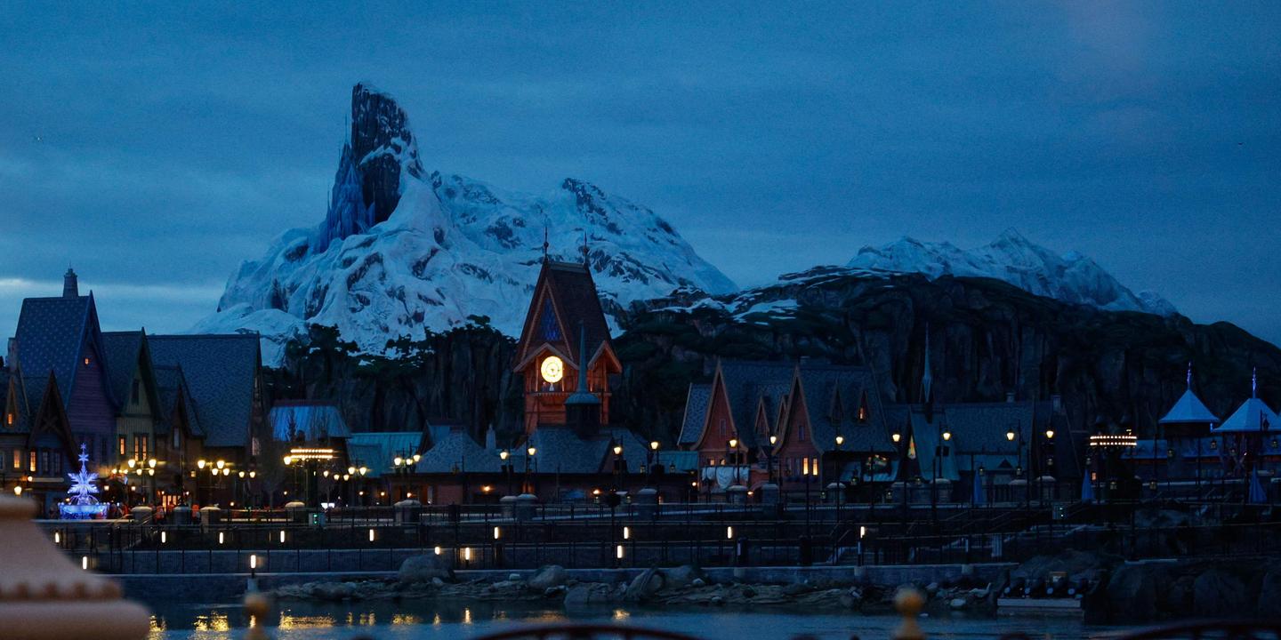 Disneyland Paris inaugure son royaume de La Reine des Neiges ce dimanche