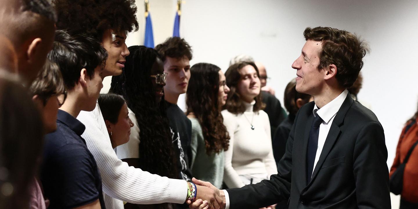 Suppressions de postes : les collèges et lycées confrontés à des choix cornéliens