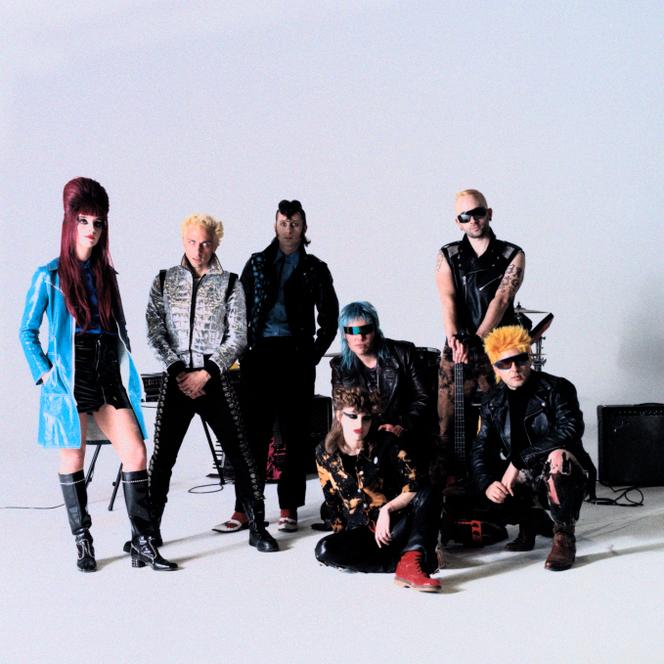 Le groupe La Femme, à Paris, en septembre 2025.