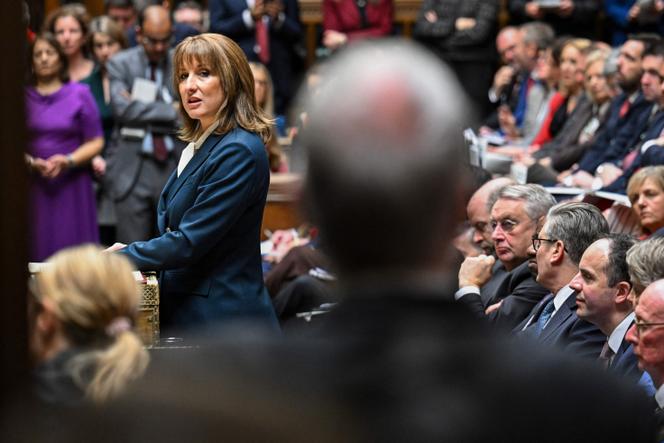 La chancelière de l’Echiquier, Rachel Reeves, lors de la présentation du budget annuel du gouvernement à la Chambre des communes, à Londres, le 26 novembre 2025.