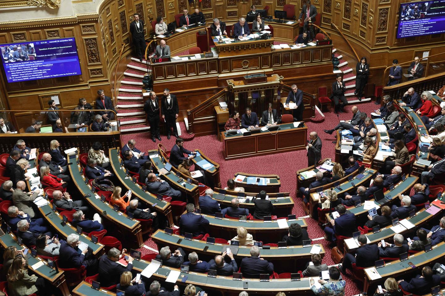 Le Sénat s’oppose à l’idée socialiste d’un « emprunt forcé » auprès des riches Le Sénat s’oppose à l’idée socialiste d’un « emprunt forcé » auprès des riches