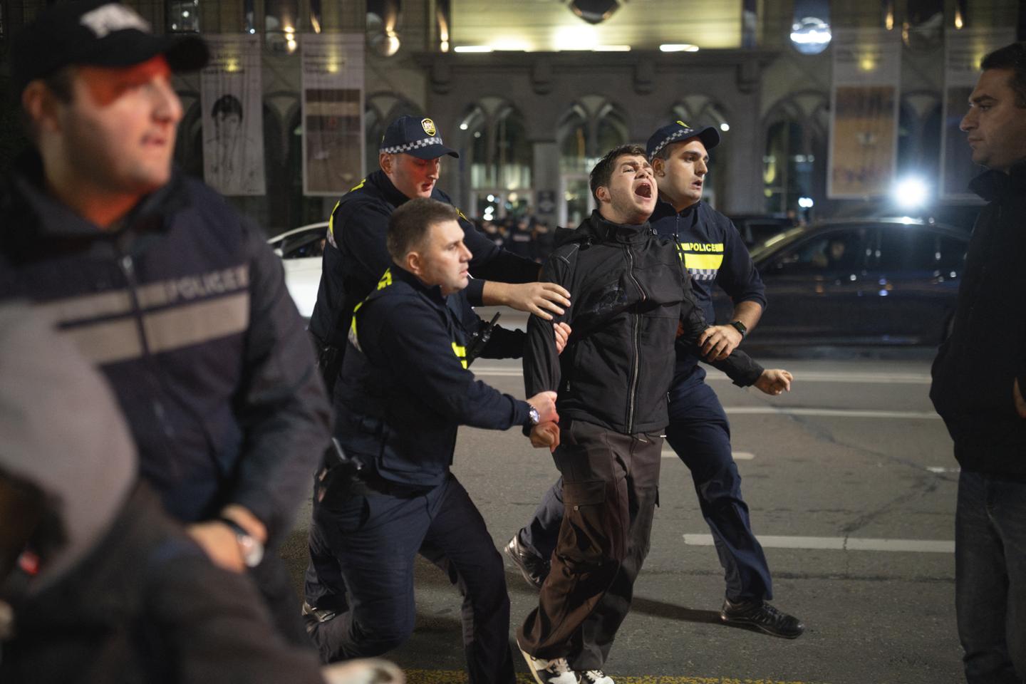 Georgia's despondency after a year of protest against the pro-Russian regime