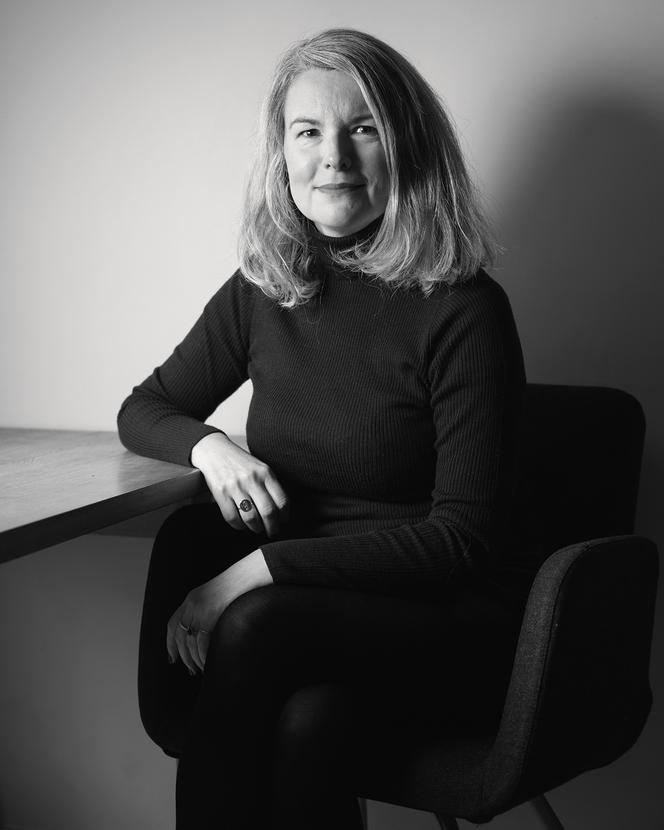 La journaliste Caroline Mignot, le 13 novembre 2025, à Paris.