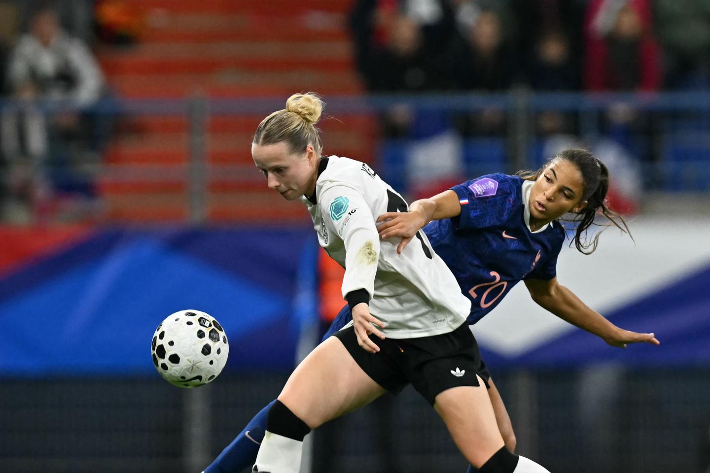 France-Suède : les Bleues visent la troisième place de la Ligue des nations pour atténuer leur déception France-Suède : les Bleues visent la troisième place de la Ligue des nations pour atténuer leur déception