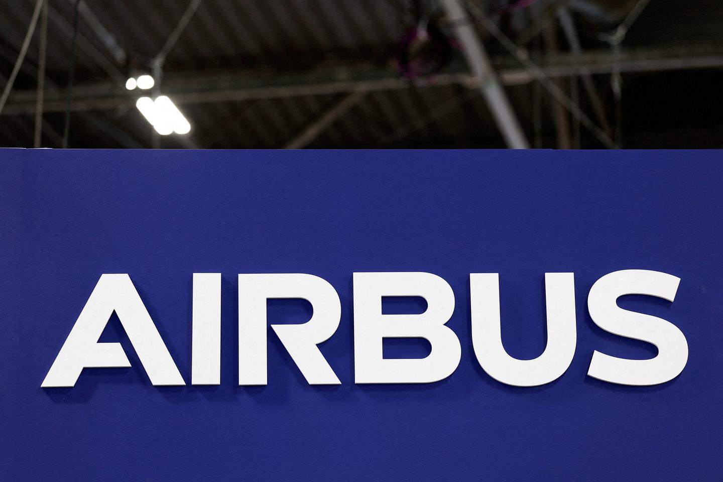 Airbus demande à ses clients d’« arrêter immédiatement les vols » de 6 000 A320, en raison d’un logiciel de commande vulnérable aux radiations solaires