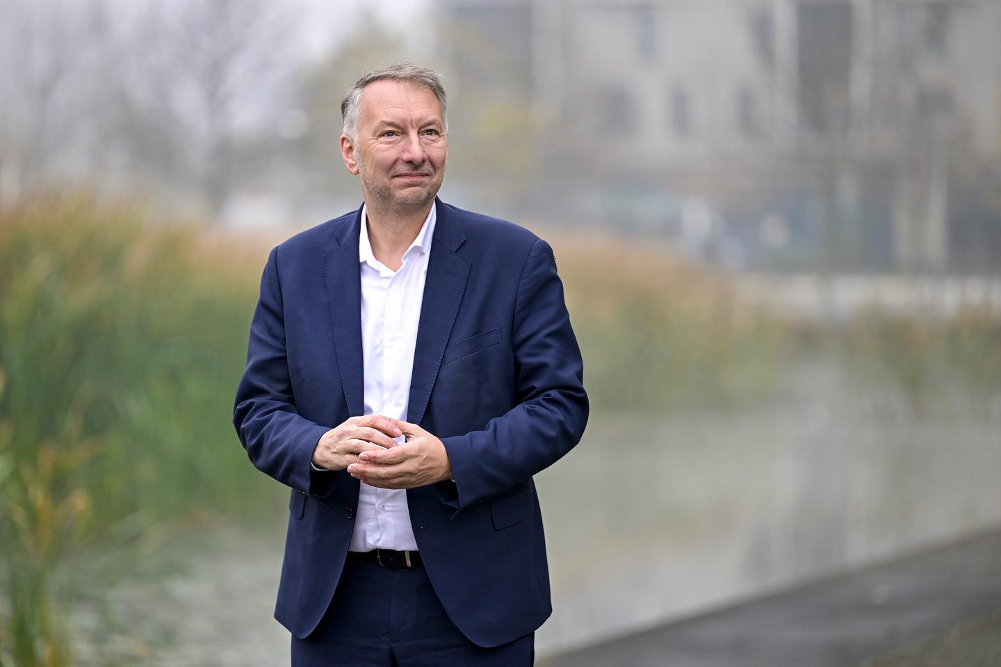Métropole de Lyon : l’écologiste Bruno Bernard candidat à un second mandat face à l’alliance LR-Aulas