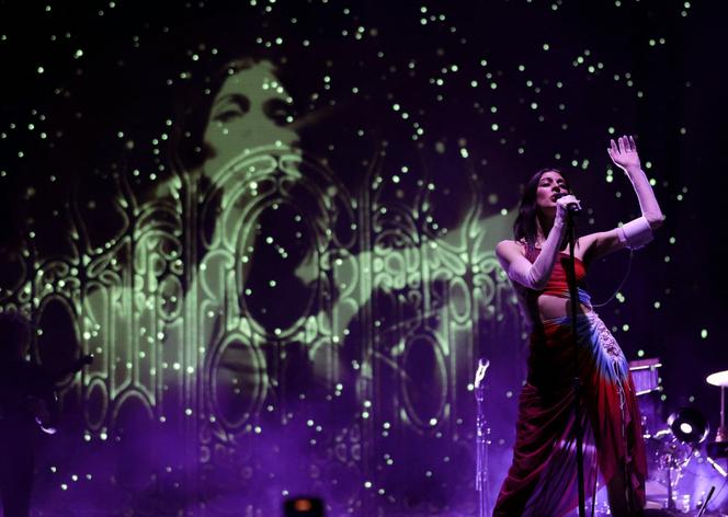 Caroline Polachek, sur scène à Las Vegas (Nevada), le 25 mars 2022.