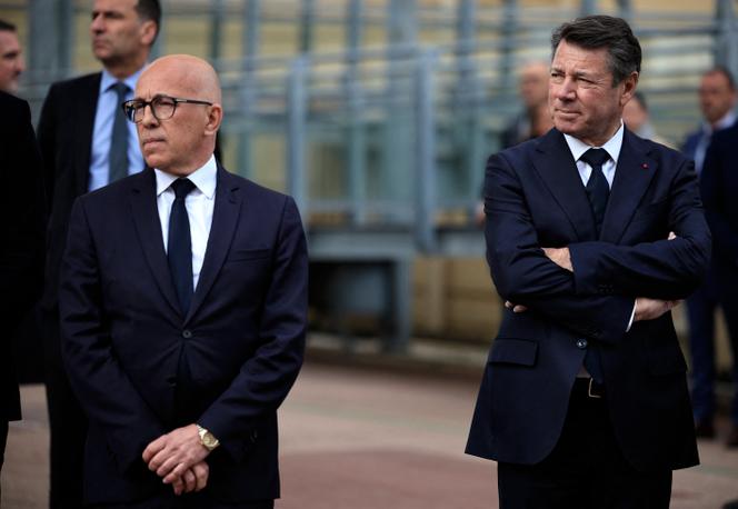 Eric Ciotti, alors président du parti Les Républicains, et  Christian Estrosi, l’édile de Nice, au lycée Parc-Impérial de Nice, le 22 avril 2024.