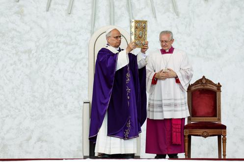 Pope Leo XIV presides over the Holy Mass at the Waterfront, during his first apostolic journey, in Beirut, Lebanon December 2, 2025. REUTERS/Mohamed Azakir