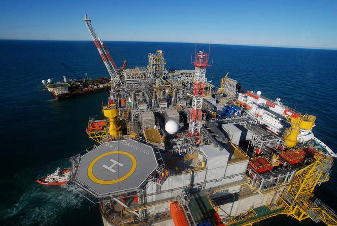 Terminal de regazéification de GNL, au large des côtes vénitiennes, en Italie, en 2009.