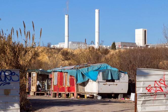 Le bidonville de Celleneuve dans le quartier Mosson, à Montpellier, le 12 janvier 2022.