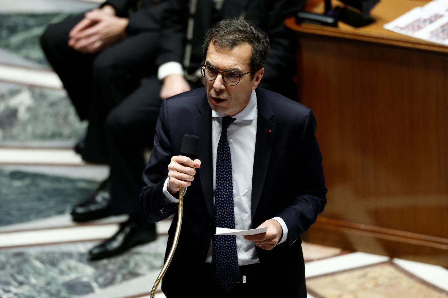 Le projet de loi de lutte contre les fraudes sociales et fiscales adopté en première lecture à l’Assemblée nationale